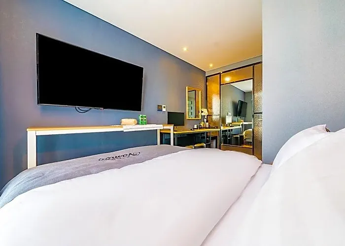 Yeongdeungpo Vamos Hotel
