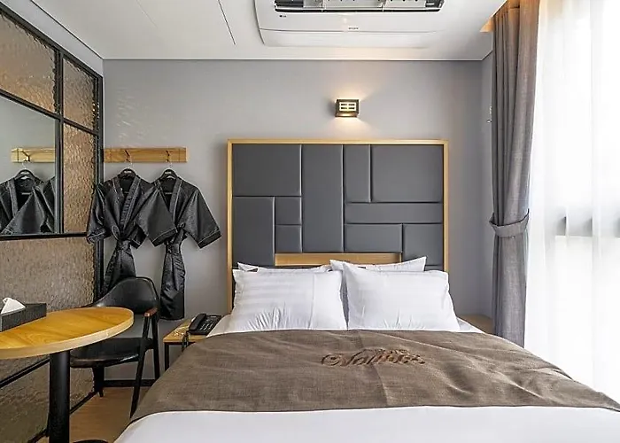 Hotel Yeongdeungpo Vamos 3*